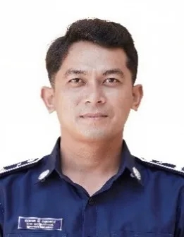លោក អ៊ុំ សុរាចារ